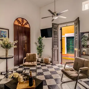 https://ocean-view-spanish-style-old-casa.comcaribbean.com