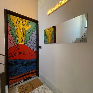 https://ziettas-pop-house.hotels-amalfi.com