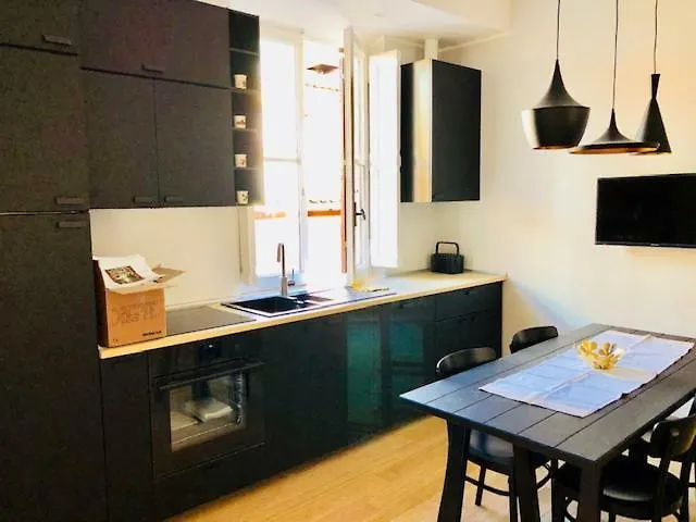 Belsiana Luxury Apartment Roma Tatil Evi